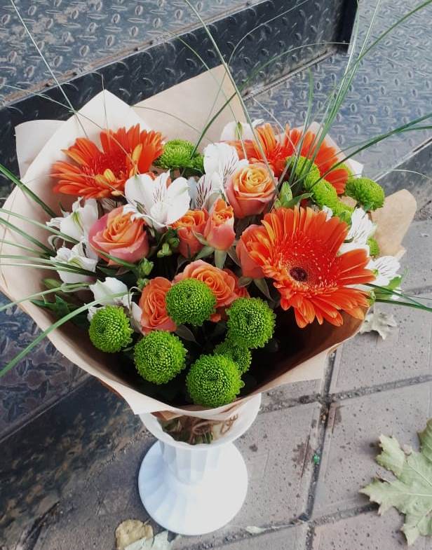 Букет цветов из: Герберы, Хризантемы, Альстромерии и Розы в Кузнецах