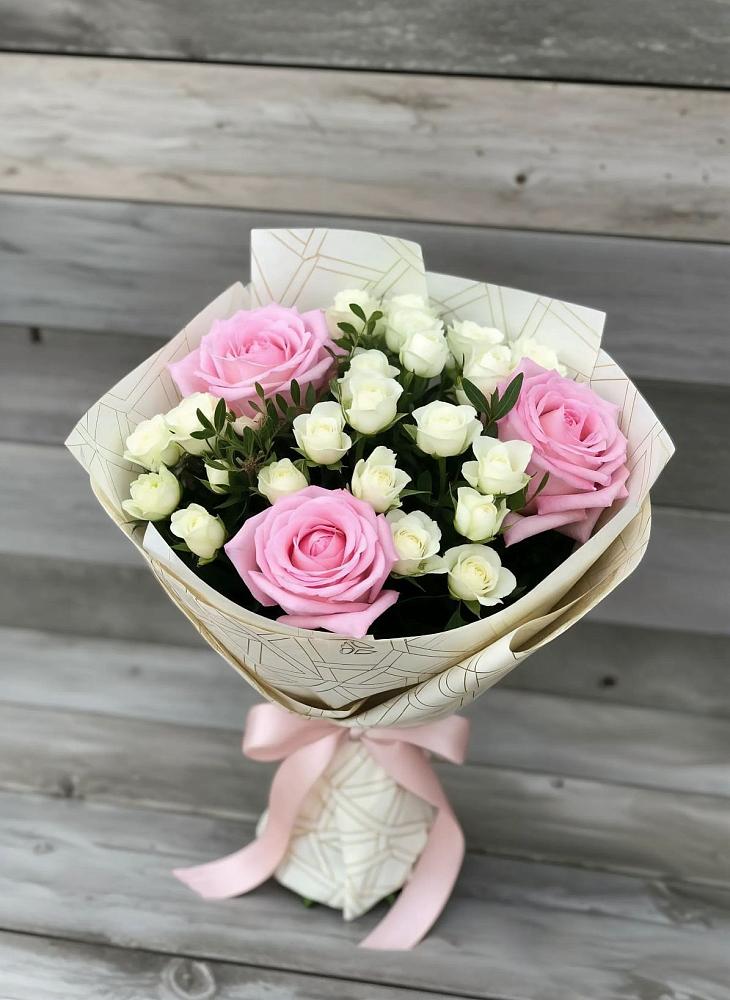 Букет цветов из: Розы в Кузнецах