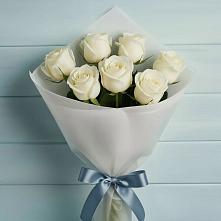 Букет 7 Белых роз Эдлесс Лав в Кузнецах