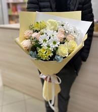 Букет цветов из:  Альстромерии, Розы и Хризантемы в Кузнецах