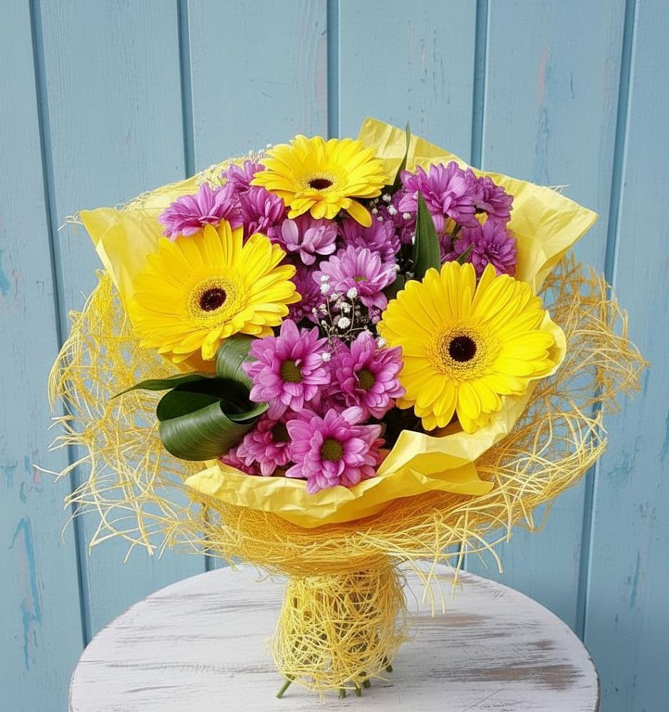 Букет цветов из: Хризантемы и Герберы в Кузнецах