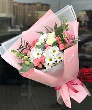 Букет цветов из:  Розы, Лизиантусы и Хризантемы в Кузнецах