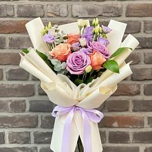 Букет цветов из:  Лизиантусы и Розы #REPLACE_PRED# Кузнецах