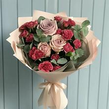 Букет цветов из:  Гвоздики и Розы в Кузнецах