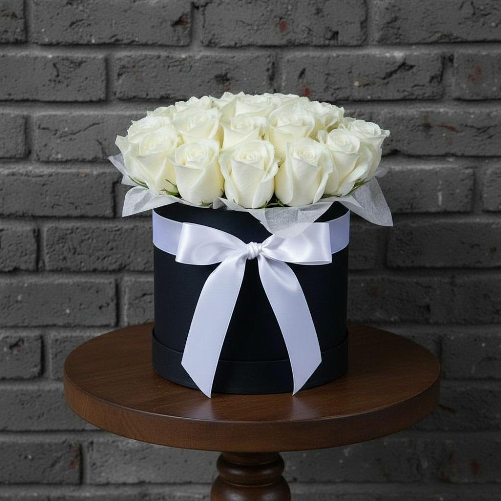 Цветочная композиция из Розы в шляпной коробке в Кузнецах