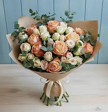Букет цветов из:  Альстромерии и Розы в Кузнецах