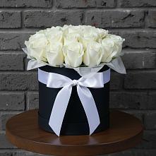 Цветочная композиция из Розы в шляпной коробке в Кузнецах